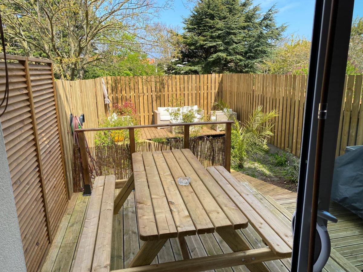 Le Jardin Secret Apartment Sangatte Bagian luar foto